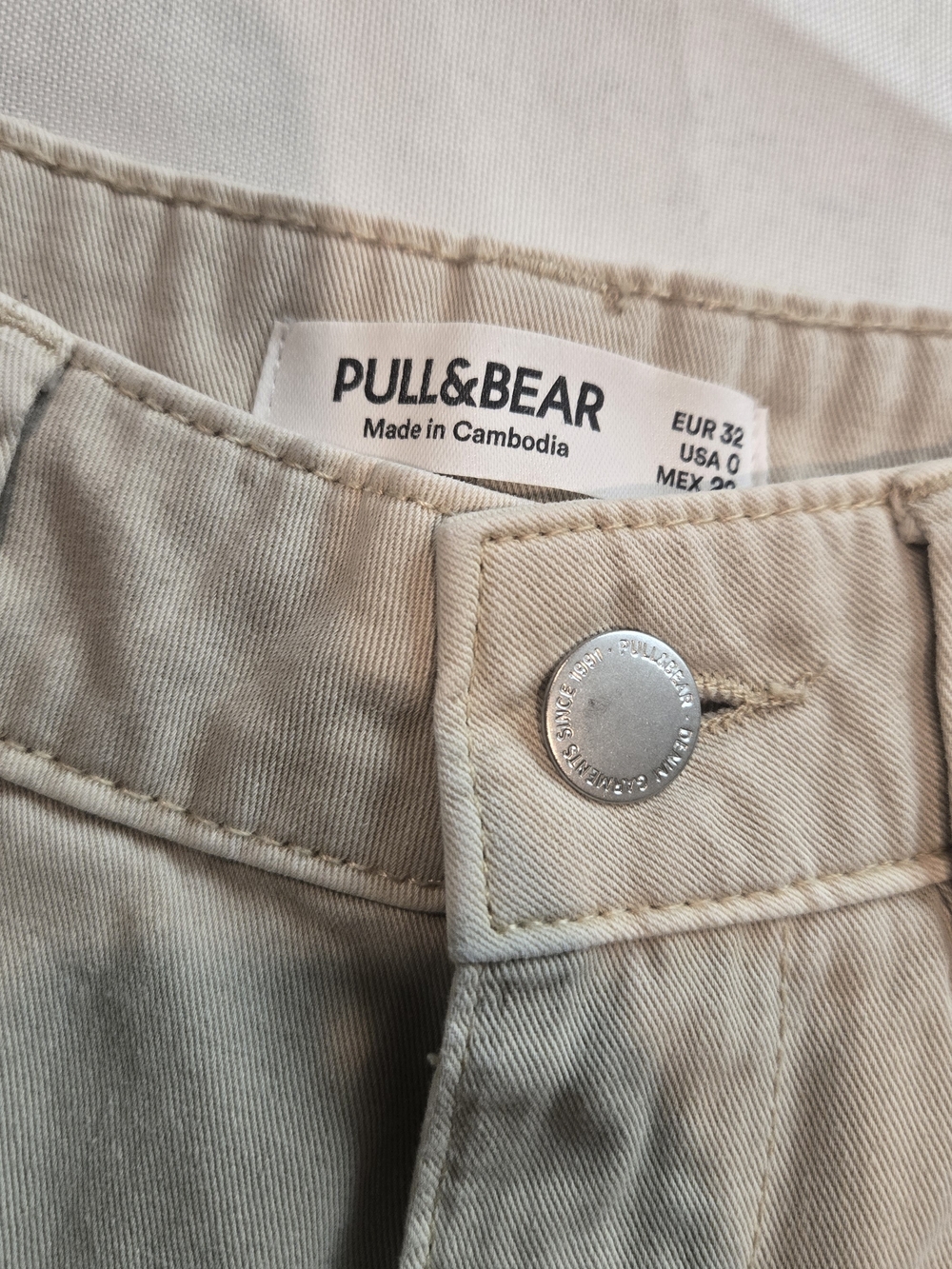 PULL&BEAR Men's Light Beige Chino Pants